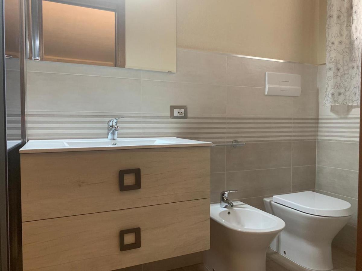 Le Residenze Del Mare Monolocale N6 Apartment La Caletta Ngoại thất bức ảnh