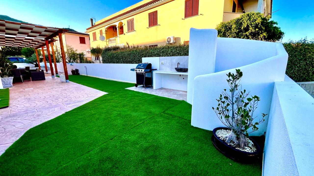 Le Residenze Del Mare Monolocale N6 Apartment La Caletta Ngoại thất bức ảnh